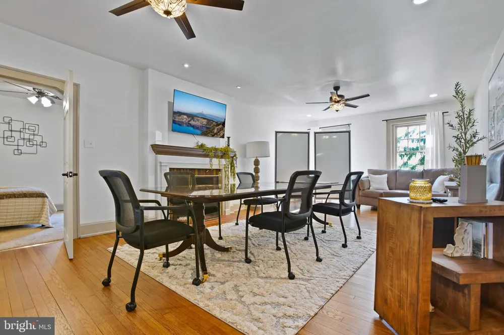 11 COLLEGE STREET Myerstown, PA 17067