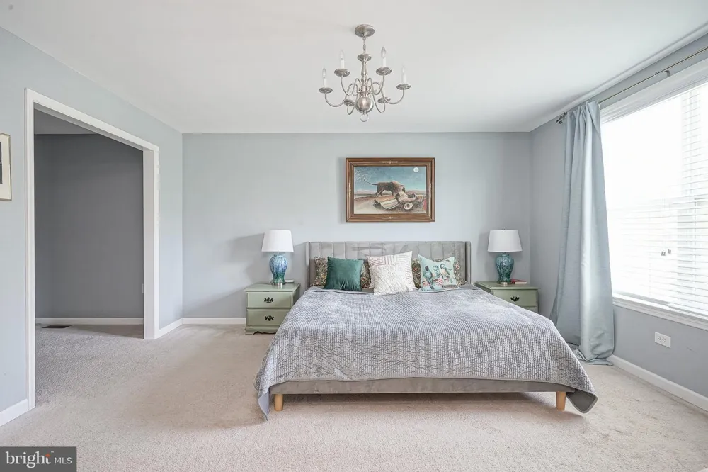 4427 RIVERVIEW LANE #48 Philadelphia, PA 19129