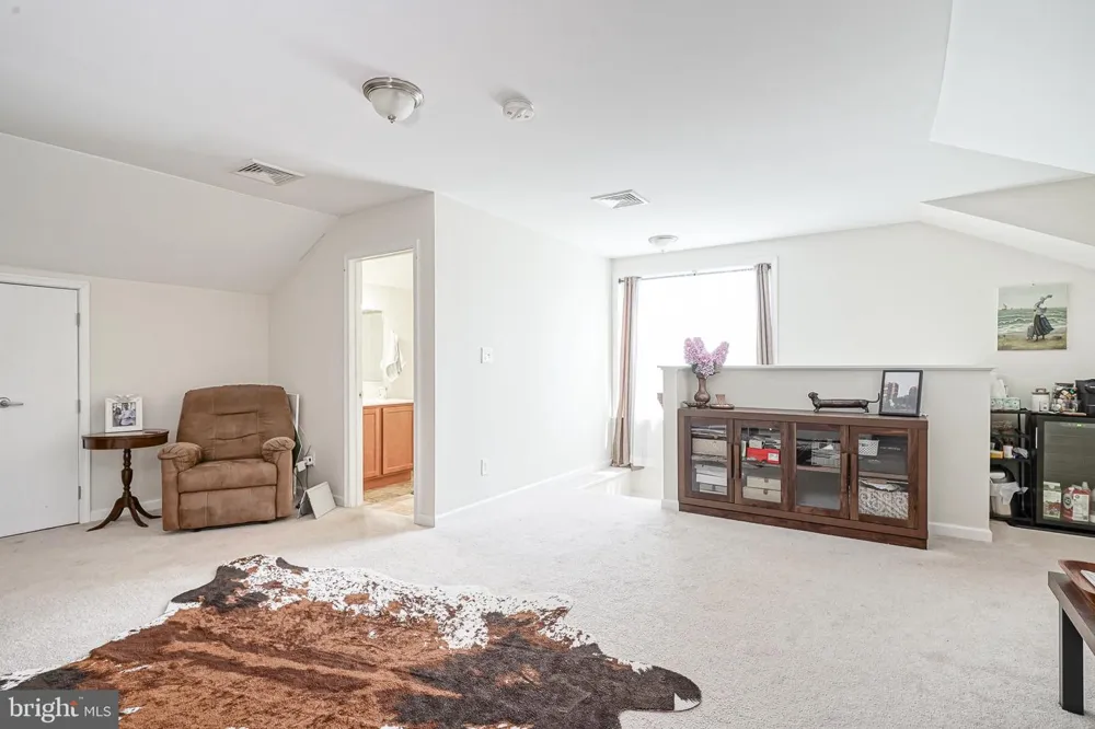 4427 RIVERVIEW LANE #48 Philadelphia, PA 19129