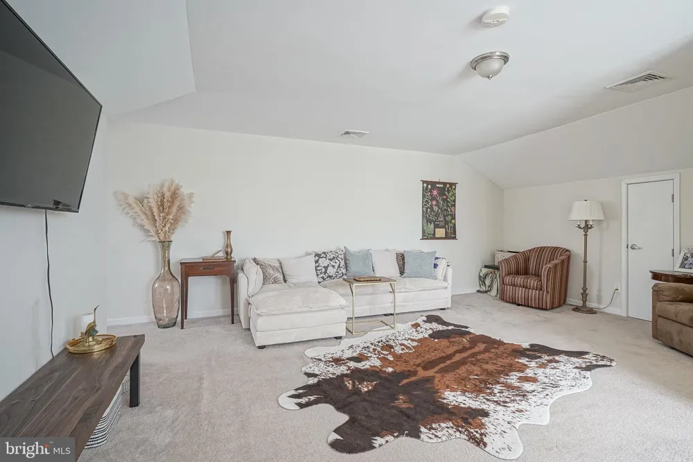 4427 RIVERVIEW LANE #48 Philadelphia, PA 19129