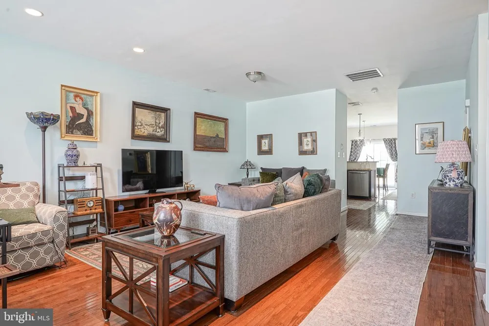 4427 RIVERVIEW LANE #48 Philadelphia, PA 19129