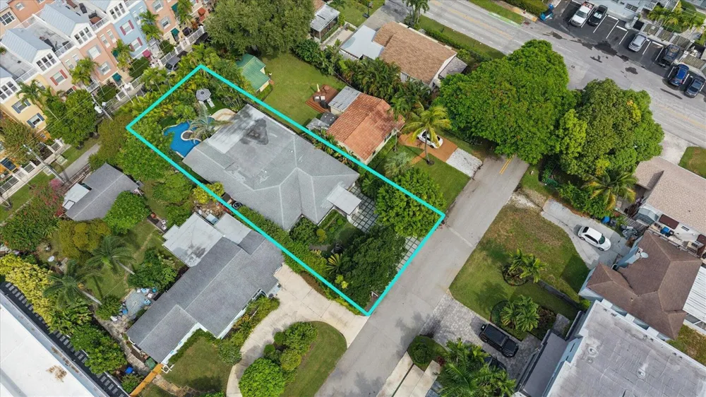 541 NE 8th Avenue Fort Lauderdale, FL 33301