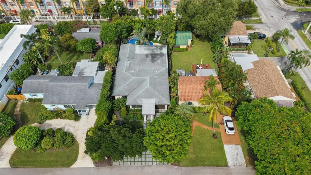 541 NE 8th Avenue Fort Lauderdale, FL 33301