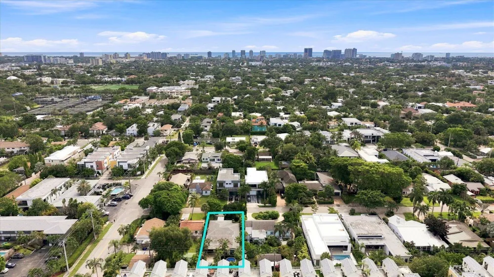 541 NE 8th Avenue Fort Lauderdale, FL 33301