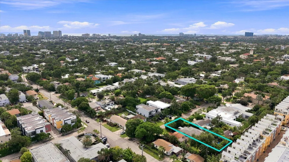 541 NE 8th Avenue Fort Lauderdale, FL 33301