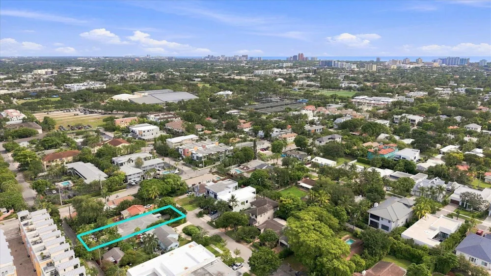 541 NE 8th Avenue Fort Lauderdale, FL 33301