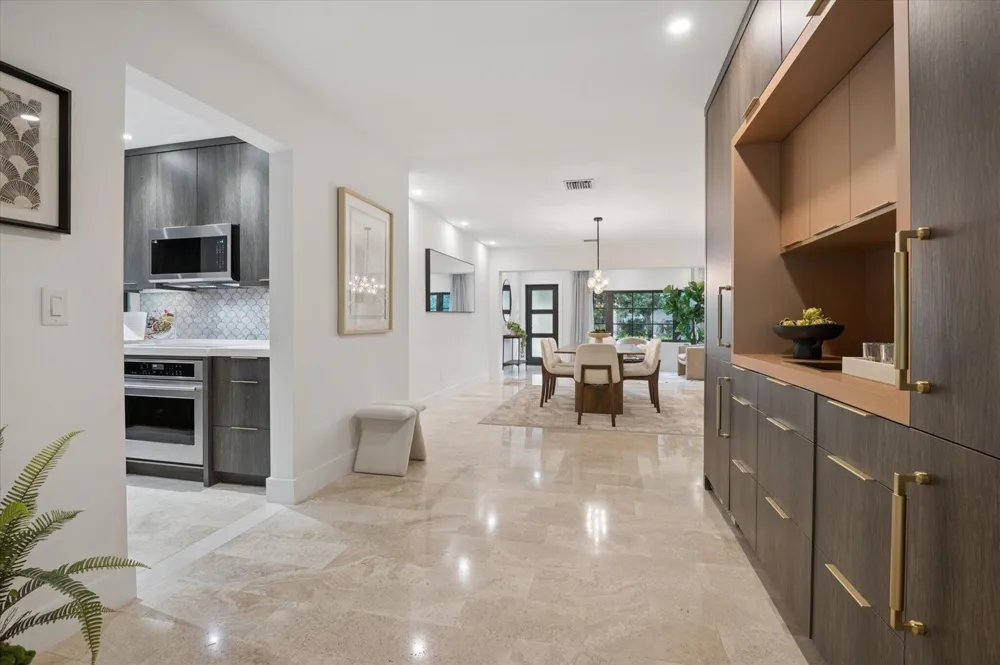 541 NE 8th Avenue Fort Lauderdale, FL 33301