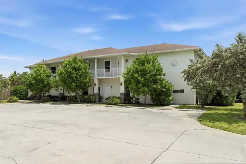 105 2nd Street #2