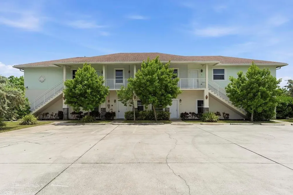 105 2nd Street #2 Lake Park, FL 33403