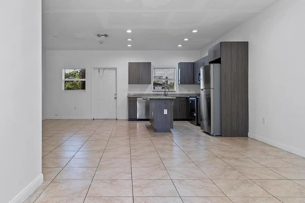 105 2nd Street #2 Lake Park, FL 33403