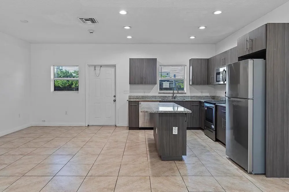 105 2nd Street #2 Lake Park, FL 33403
