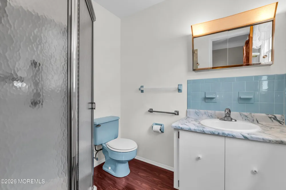 21 Burlington Court Toms River, NJ 08757