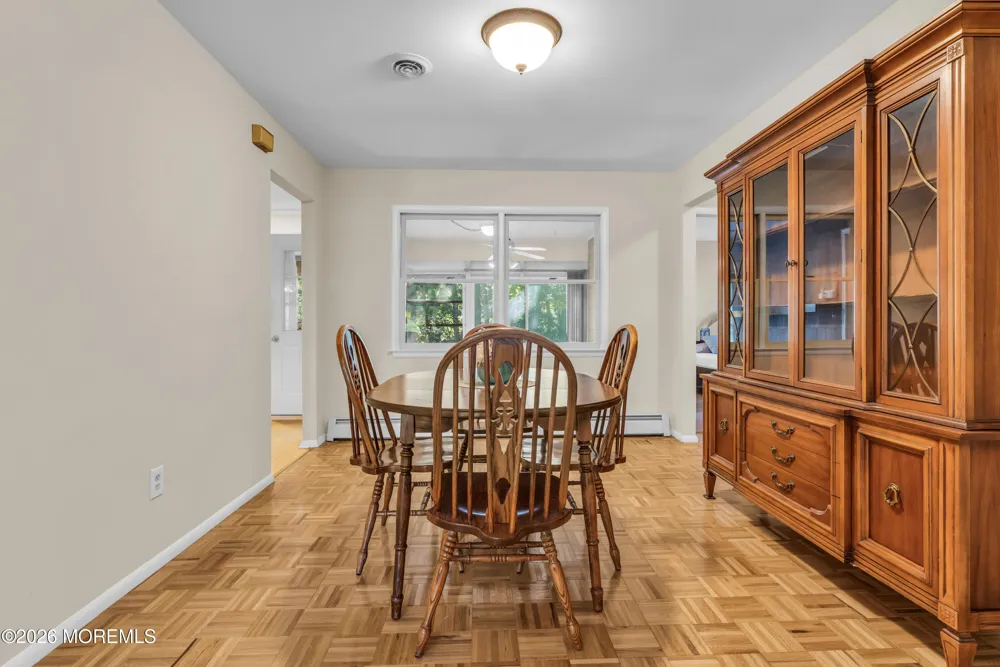 21 Burlington Court Toms River, NJ 08757