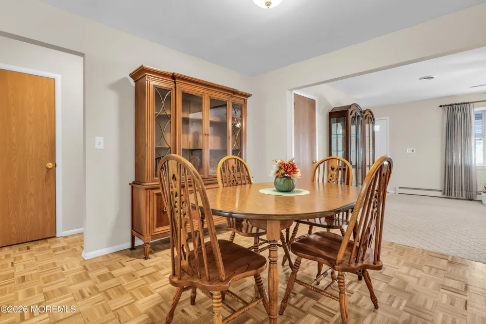 21 Burlington Court Toms River, NJ 08757