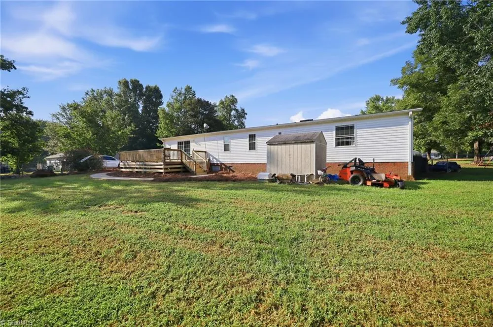 212 Teal Drive Reidsville, NC 27320