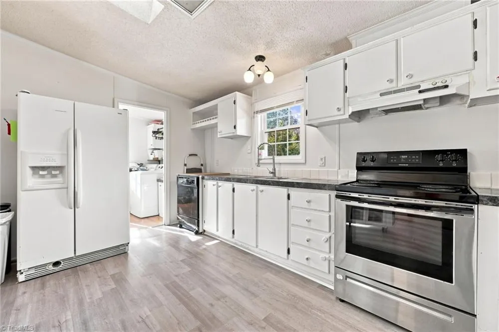 212 Teal Drive Reidsville, NC 27320