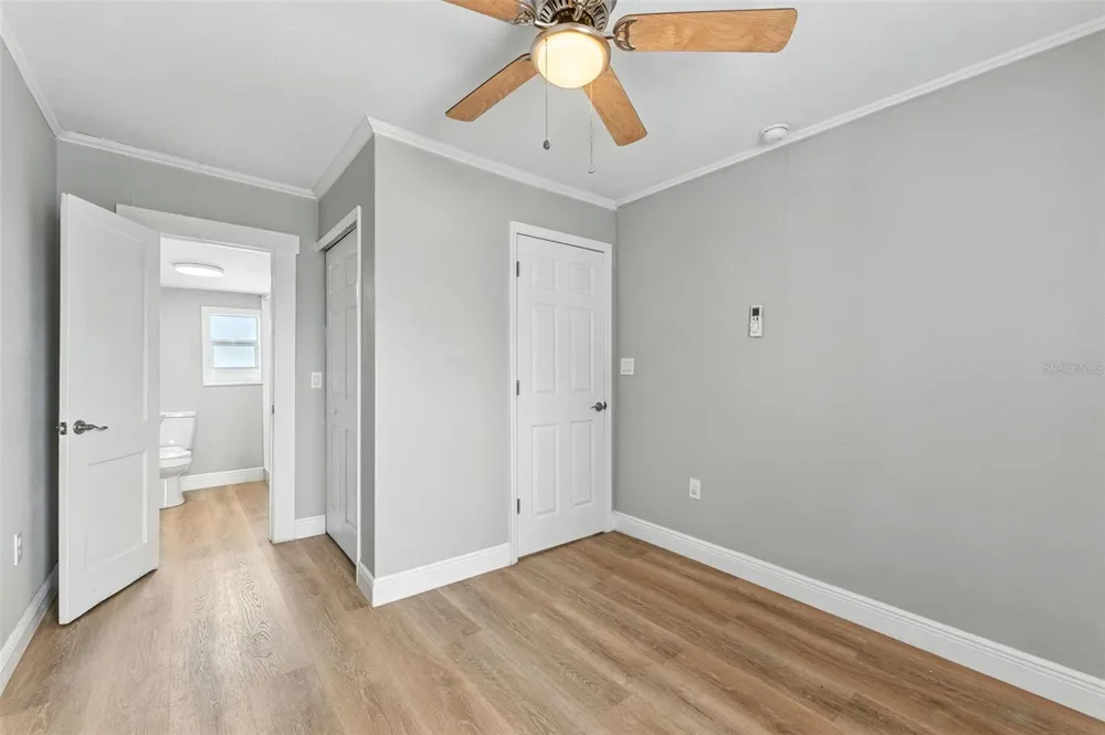 19 W EAGLE AVENUE Eagle Lake, FL 33839