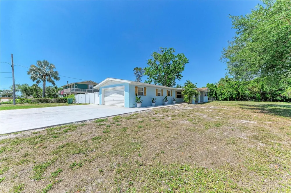 2401 10TH STREET W Palmetto, FL 34221