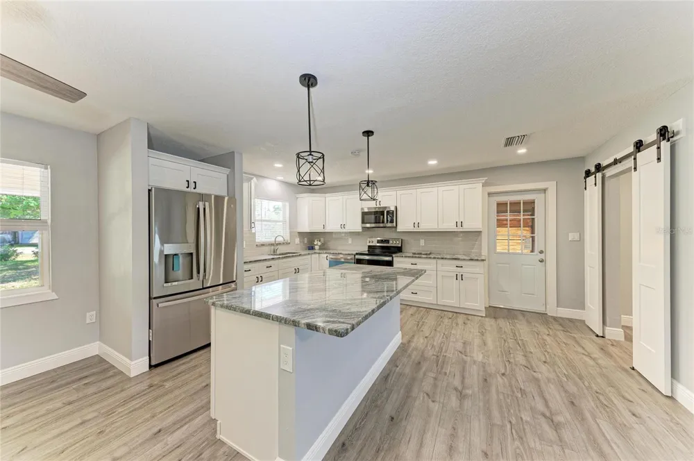 2401 10TH STREET W Palmetto, FL 34221