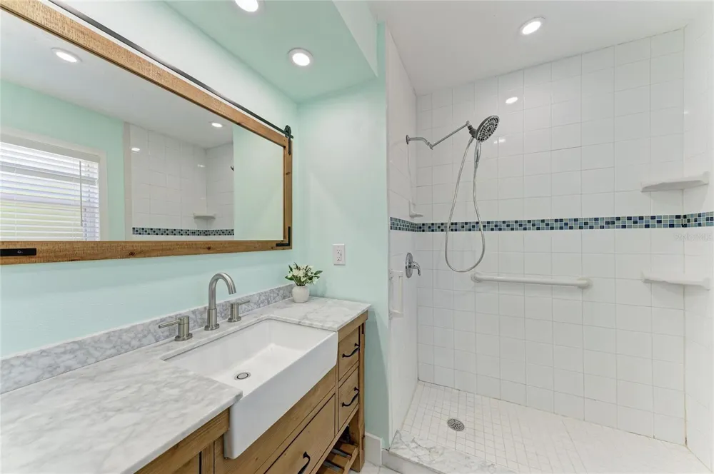 2401 10TH STREET W Palmetto, FL 34221
