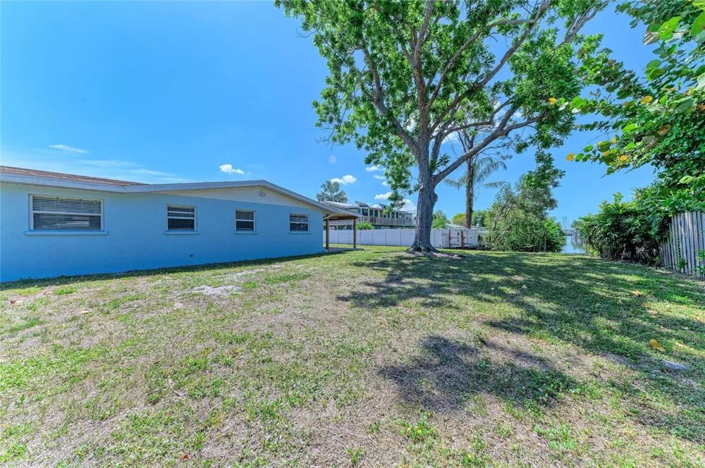 2401 10TH STREET W Palmetto, FL 34221