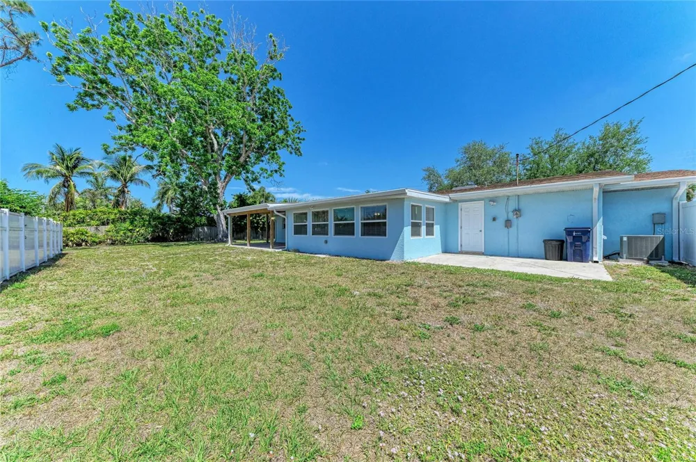 2401 10TH STREET W Palmetto, FL 34221