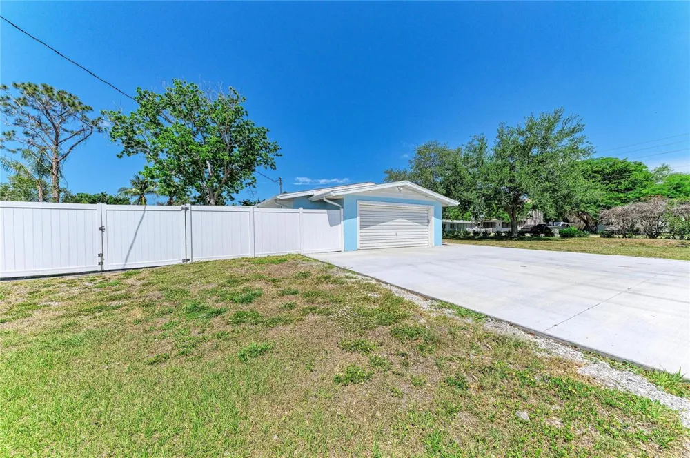 2401 10TH STREET W Palmetto, FL 34221