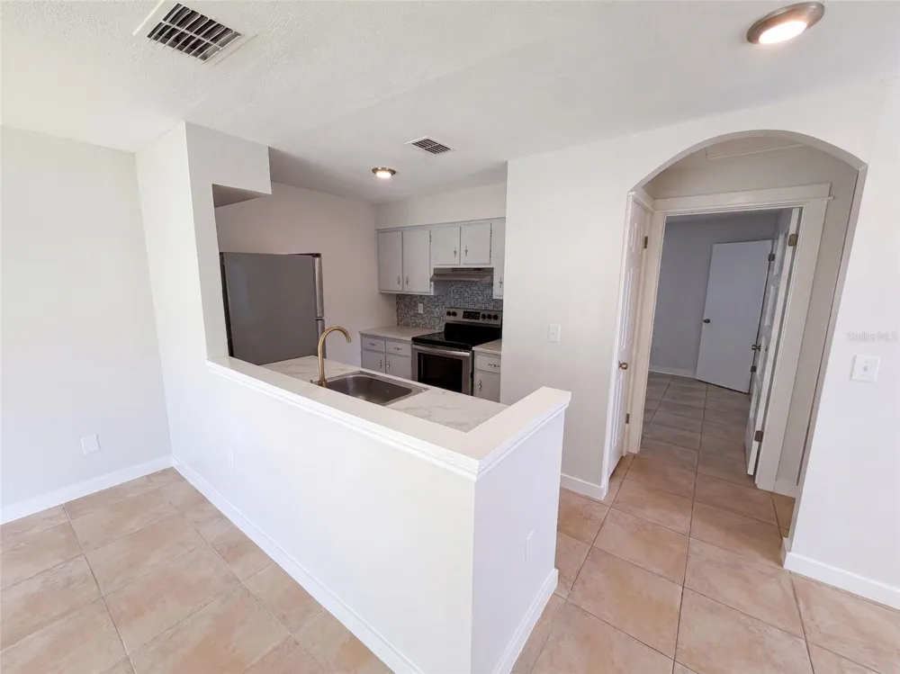 411 DORCHESTER SQUARE Lake Mary, FL 32746