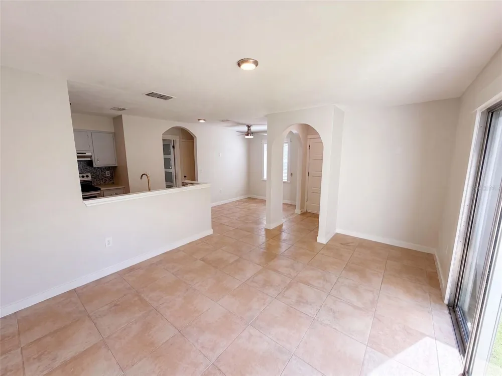 411 DORCHESTER SQUARE Lake Mary, FL 32746
