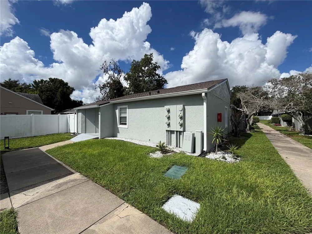 411 DORCHESTER SQUARE Lake Mary, FL 32746