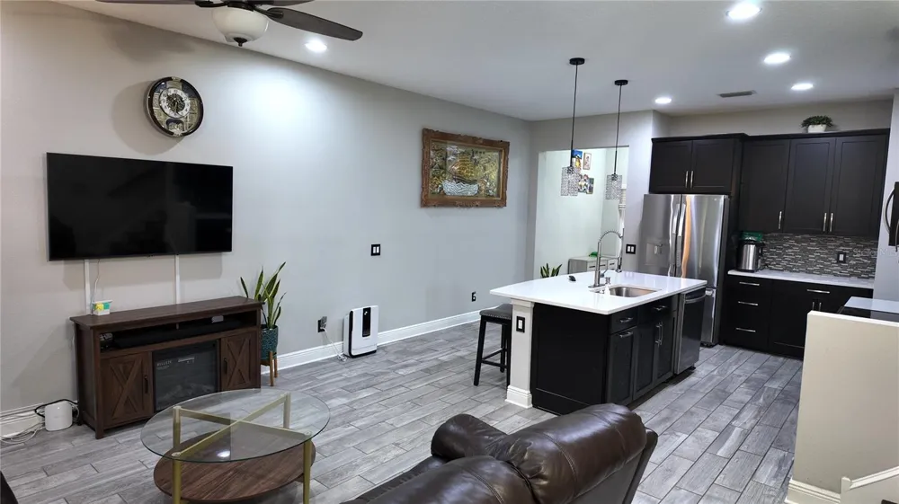 7850 52ND TERRACE E Bradenton, FL 34203