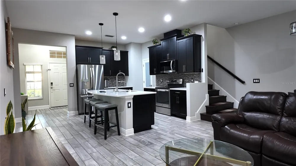 7850 52ND TERRACE E Bradenton, FL 34203