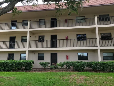 104 CAPRI ISLES BOULEVARD #103