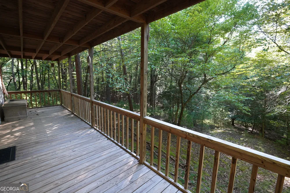 732 Honeysuckle DR Blairsville, GA 30512