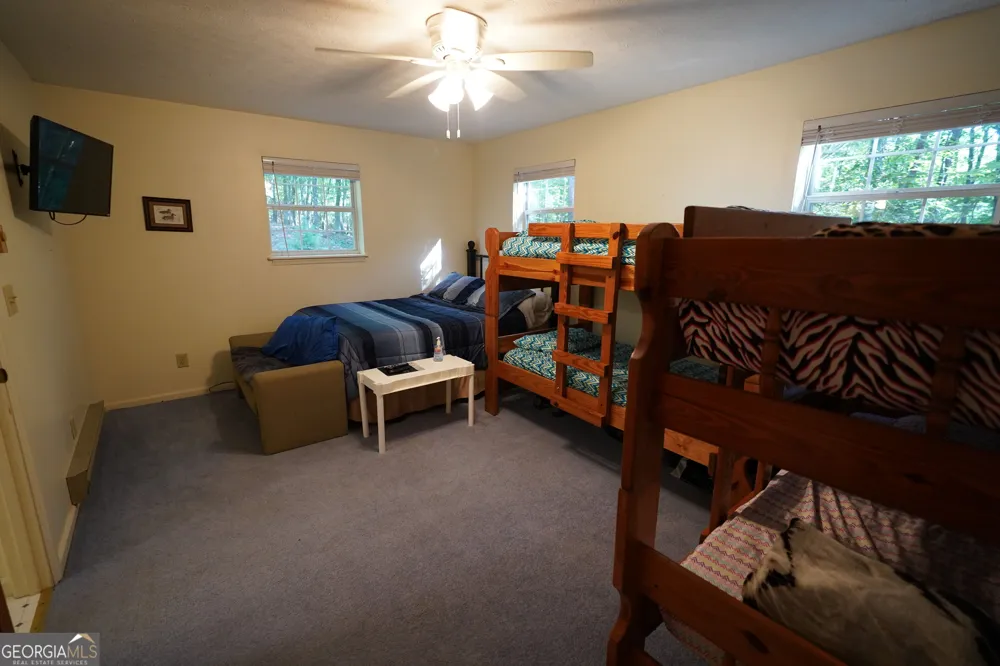 732 Honeysuckle DR Blairsville, GA 30512