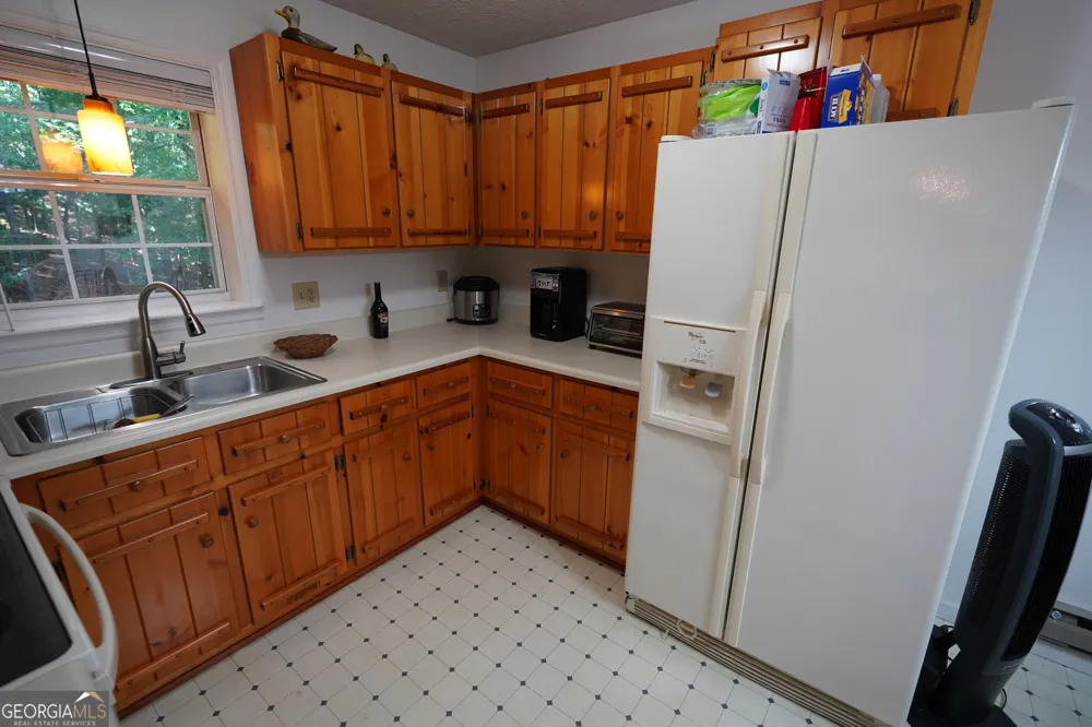 732 Honeysuckle DR Blairsville, GA 30512