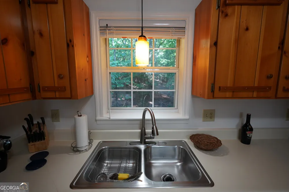 732 Honeysuckle DR Blairsville, GA 30512