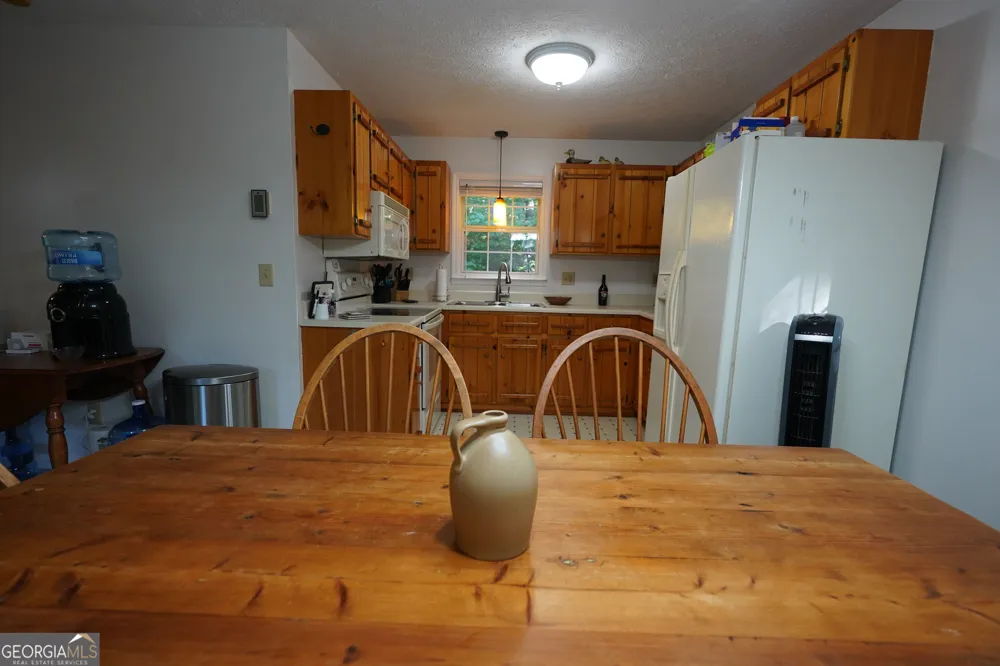 732 Honeysuckle DR Blairsville, GA 30512
