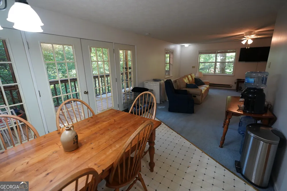 732 Honeysuckle DR Blairsville, GA 30512