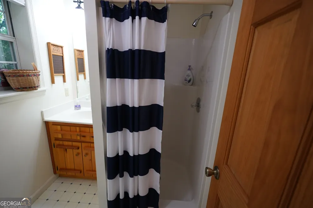 732 Honeysuckle DR Blairsville, GA 30512