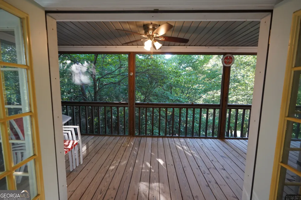732 Honeysuckle DR Blairsville, GA 30512