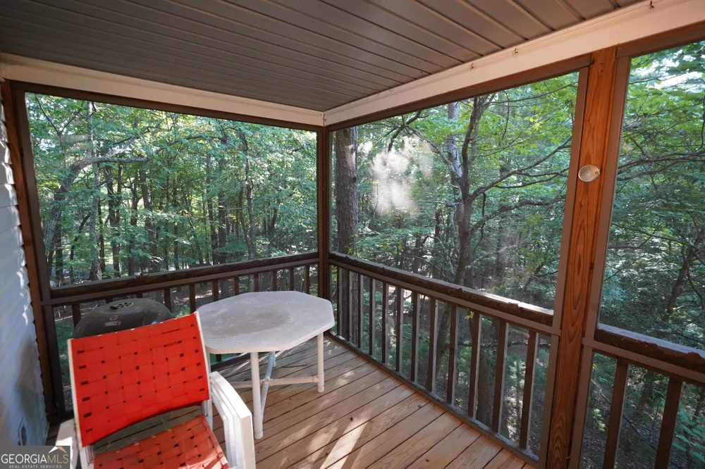 732 Honeysuckle DR Blairsville, GA 30512