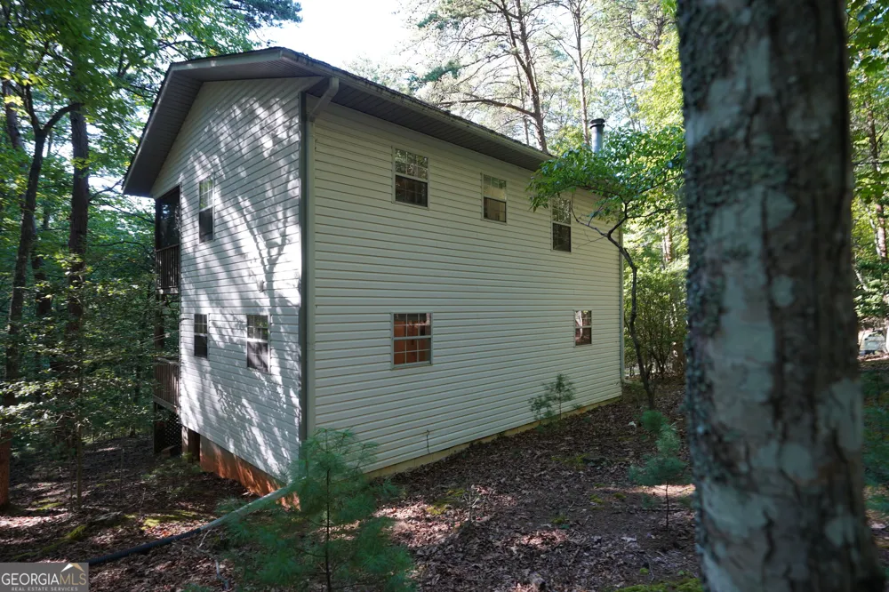 732 Honeysuckle DR Blairsville, GA 30512