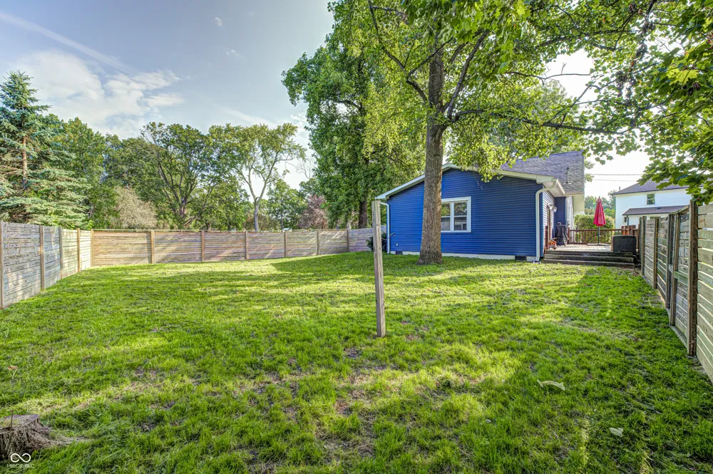 102 W Ulen Drive Lebanon, IN 46052