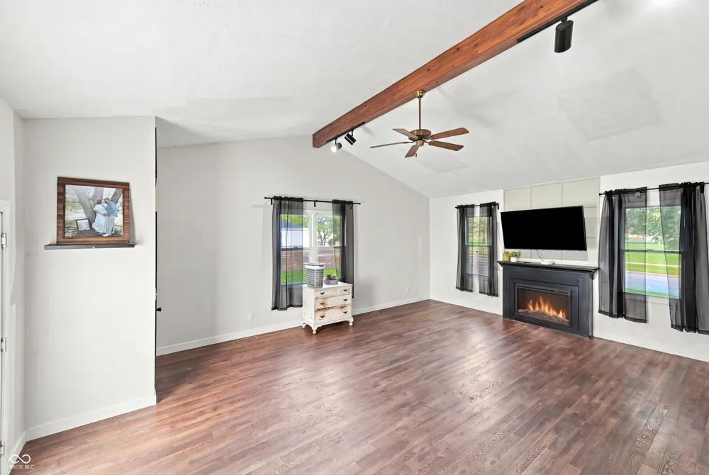 102 W Ulen Drive Lebanon, IN 46052