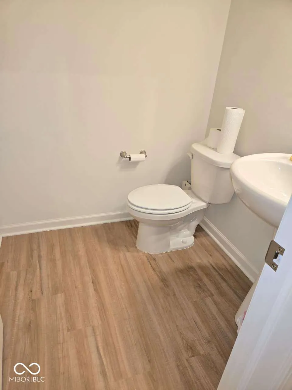 3271 Morab Drive Zionsville, IN 46077