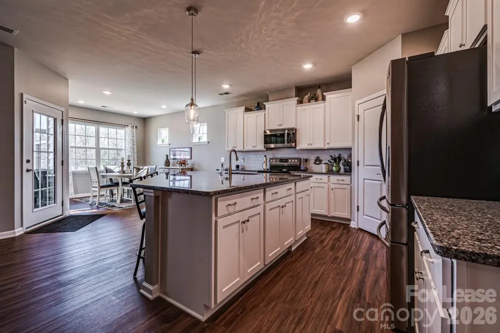 10109 Wesleyan Hall Drive Charlotte, NC 28273