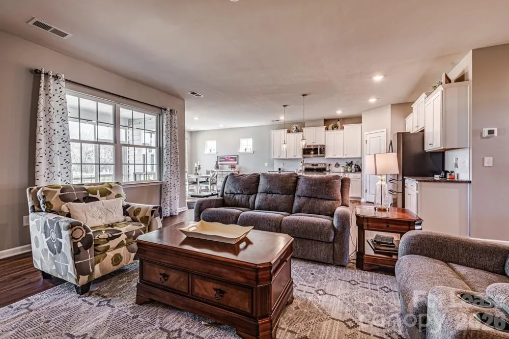 10109 Wesleyan Hall Drive Charlotte, NC 28273