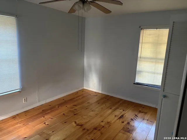 310 NORTHVALLEY DR San Antonio, TX 78216