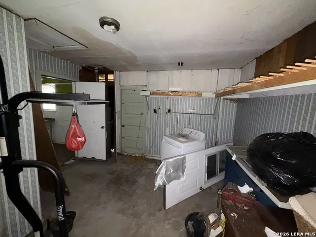 310 NORTHVALLEY DR San Antonio, TX 78216